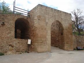 Muralla y Arco de Valencia